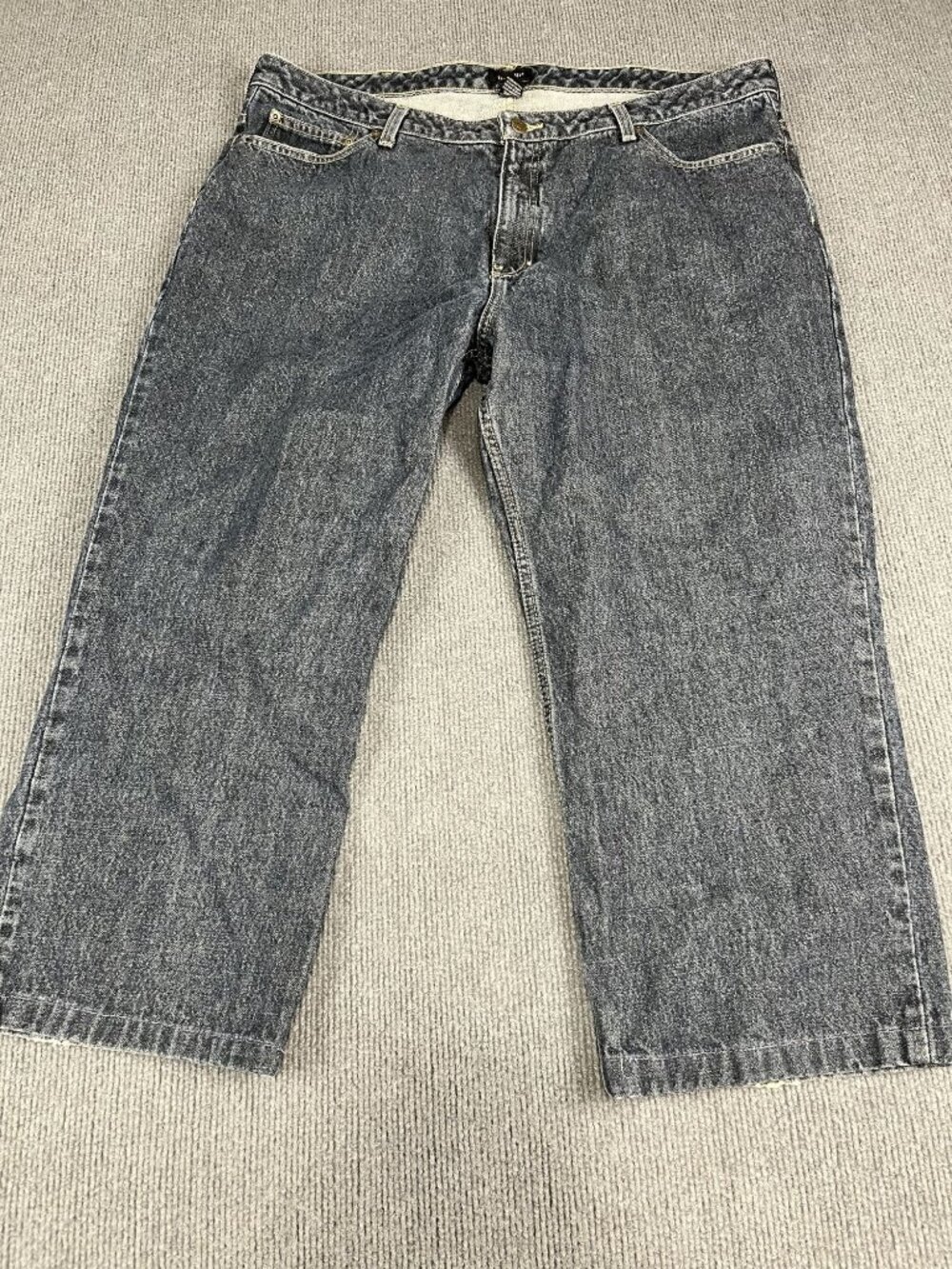 Van Heusen Mens Relaxed Fit Medium Wash Jeans 40 REHEM 23